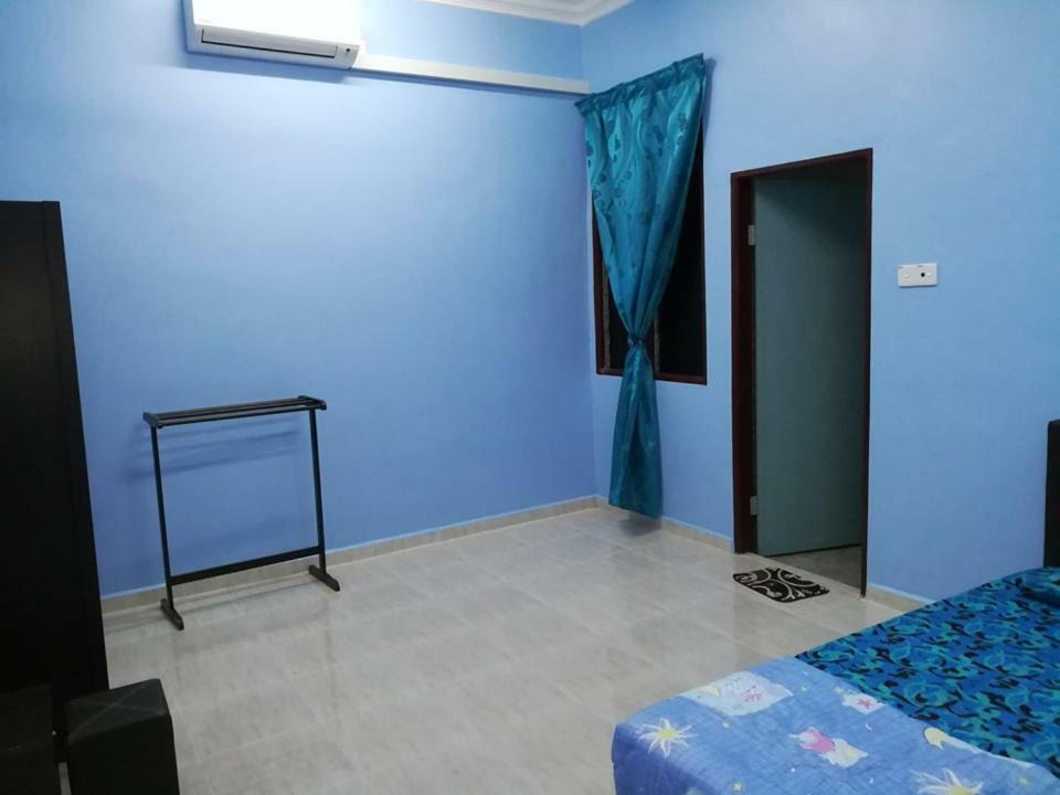 Homestay Damai Yusmila Kuala Terengganu Bagian luar foto
