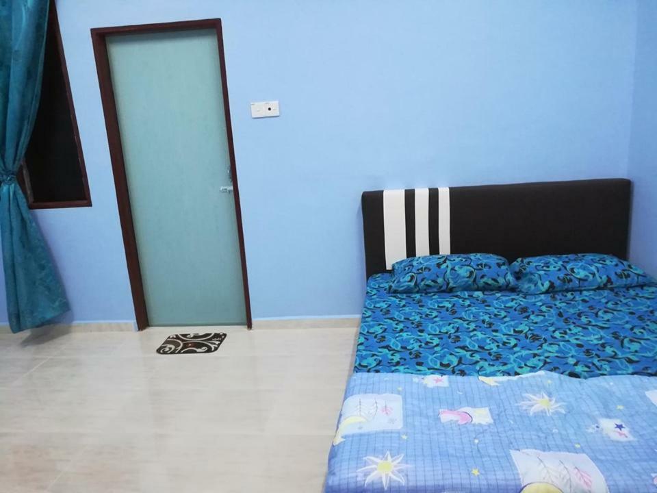 Homestay Damai Yusmila Kuala Terengganu Bagian luar foto