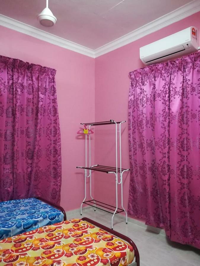Homestay Damai Yusmila Kuala Terengganu Bagian luar foto