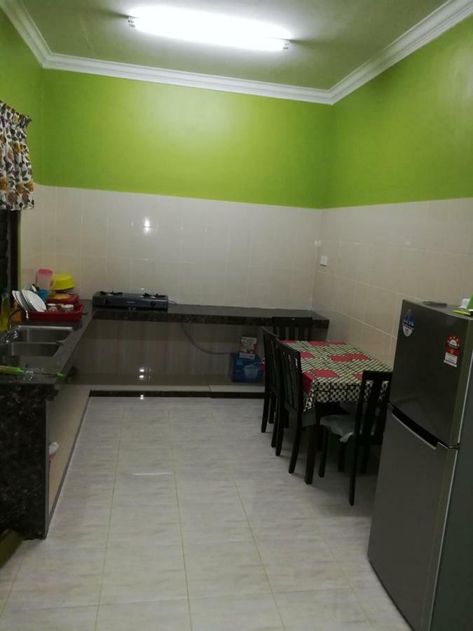 Homestay Damai Yusmila Kuala Terengganu Bagian luar foto